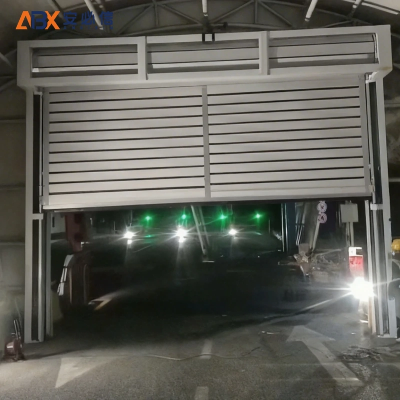 丽江市雷达高速门